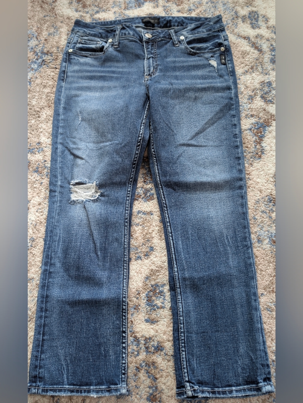 Silver Jeans Elyse Capri Dark Wash Capris-Size 29